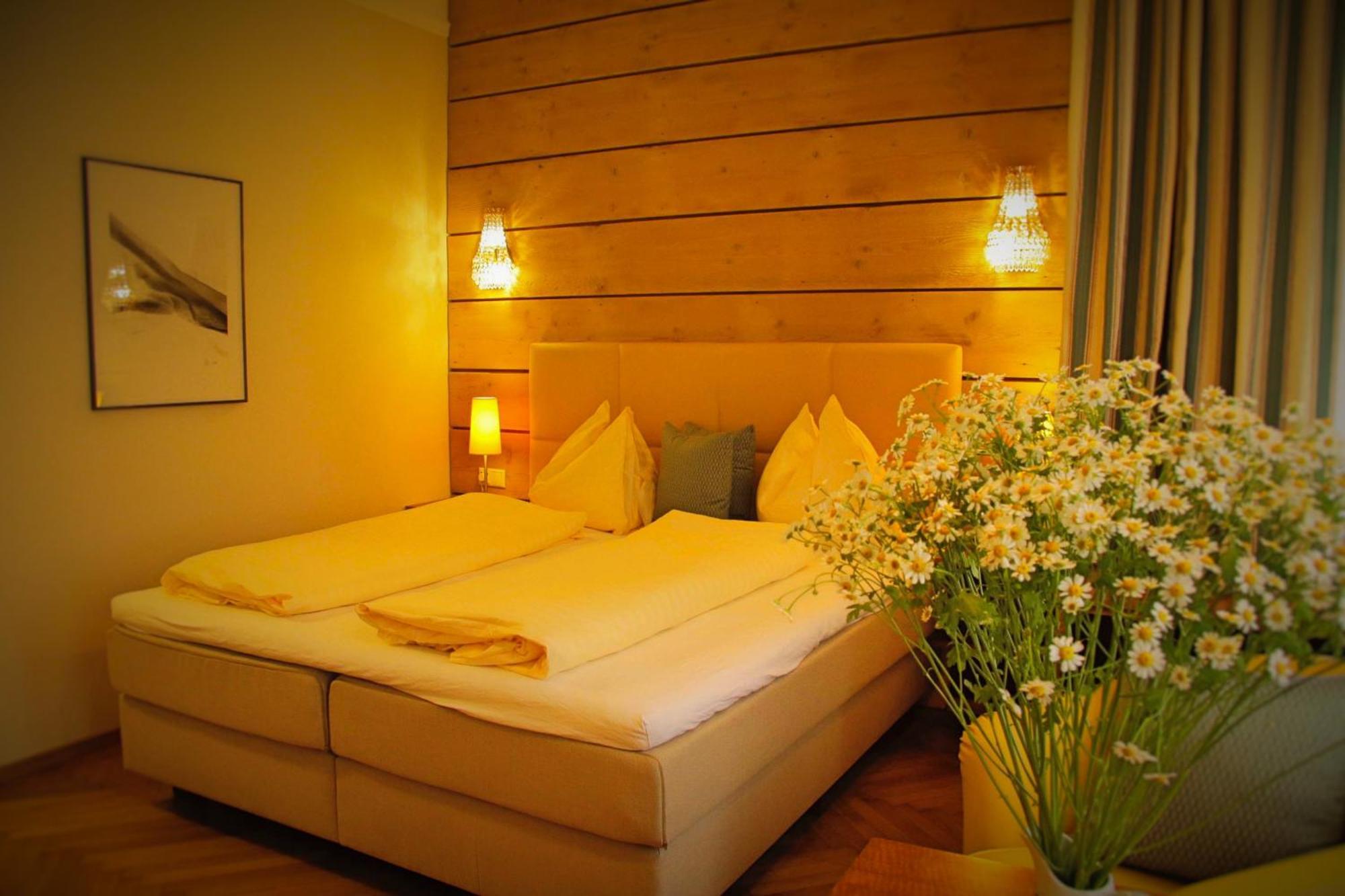 Hotel Drei Hasen Mariazell Exterior photo